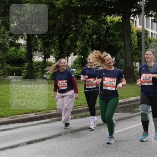 14.06.2026 - REWE Women's Run Jannik Wohlers http://msf.ph/oto/9815138 14.06.2026 10:43:09 Laufen 5296, 57, 6027, 7 meine-sportfotos.de