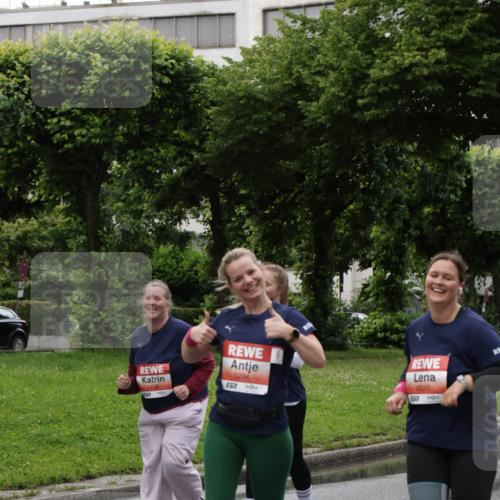 14.06.2026 - REWE Women's Run Jannik Wohlers http://msf.ph/oto/9815142 14.06.2026 10:43:10 Laufen 7, 5296, 6027, 577 meine-sportfotos.de