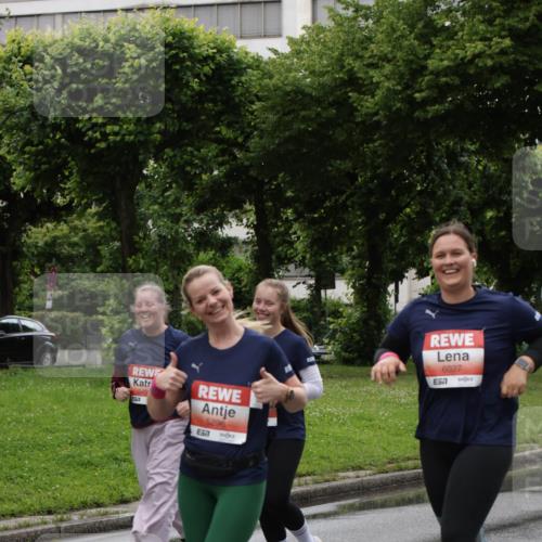 14.06.2026 - REWE Women's Run Jannik Wohlers http://msf.ph/oto/9815147 14.06.2026 10:43:10 Laufen 649, 6577, 5296, 657, 6027, 577 meine-sportfotos.de
