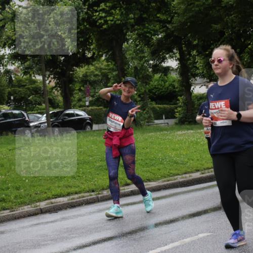 14.06.2026 - REWE Women's Run Jannik Wohlers http://msf.ph/oto/9815221 14.06.2026 10:43:27 Laufen 10718, 657, 5711, 657 meine-sportfotos.de