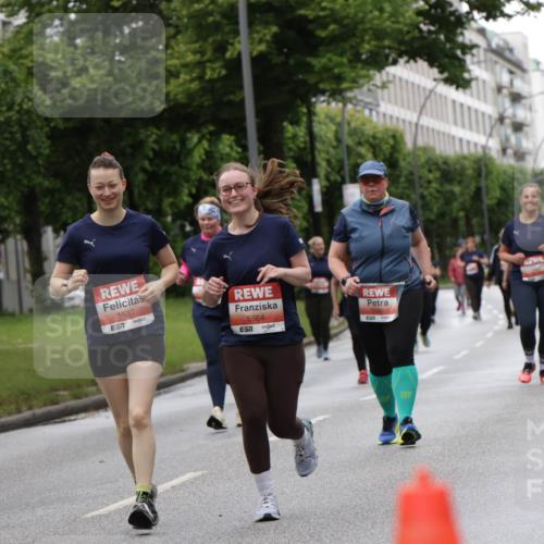 14.06.2026 - REWE Women's Run Jannik Wohlers http://msf.ph/oto/9815272 14.06.2026 10:43:36 Laufen 304, 5537, 7, 5564 meine-sportfotos.de