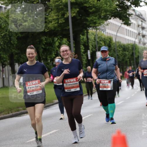 14.06.2026 - REWE Women's Run Jannik Wohlers http://msf.ph/oto/9815274 14.06.2026 10:43:37 Laufen 5537, 51, 5564, 5160 meine-sportfotos.de