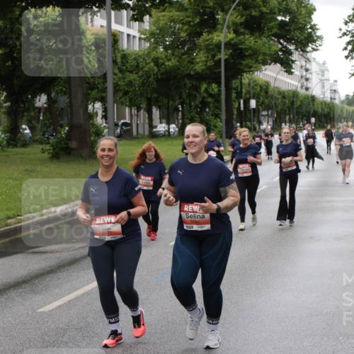 14.06.2026 - REWE Women's Run Jannik Wohlers http://msf.ph/oto/9815302 14.06.2026 10:43:46 Laufen 6071, 5220 meine-sportfotos.de