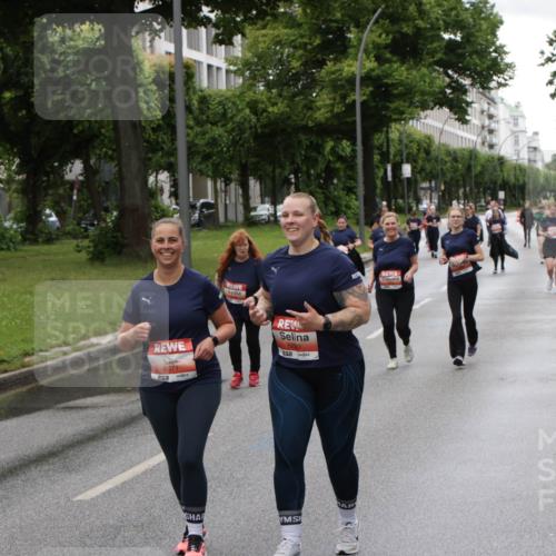 14.06.2026 - REWE Women's Run Jannik Wohlers http://msf.ph/oto/9815304 14.06.2026 10:43:46 Laufen 6071, 51, 5210 meine-sportfotos.de