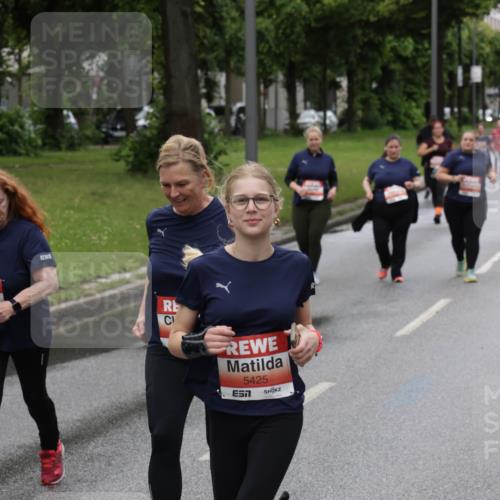 14.06.2026 - REWE Women's Run Jannik Wohlers http://msf.ph/oto/9815316 14.06.2026 10:43:50 Laufen 5425 meine-sportfotos.de