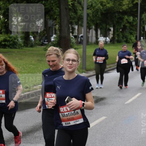 14.06.2026 - REWE Women's Run Jannik Wohlers http://msf.ph/oto/9815319 14.06.2026 10:43:50 Laufen 5425 meine-sportfotos.de