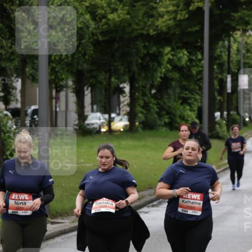 14.06.2026 - REWE Women's Run Jannik Wohlers http://msf.ph/oto/9815327 14.06.2026 10:43:52 Laufen 5269, 5636, 51, 5184 meine-sportfotos.de