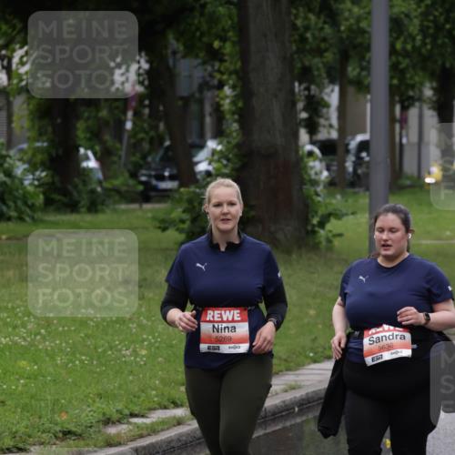14.06.2026 - REWE Women's Run Jannik Wohlers http://msf.ph/oto/9815336 14.06.2026 10:43:54 Laufen 5269, 5636, 57 meine-sportfotos.de