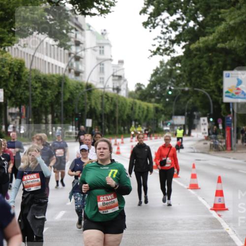 14.06.2026 - REWE Women's Run Jannik Wohlers http://msf.ph/oto/9815360 14.06.2026 10:43:58 Laufen 6021, 7, 5171 meine-sportfotos.de