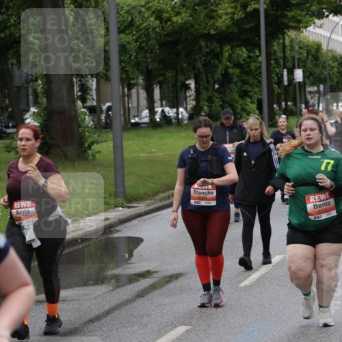 14.06.2026 - REWE Women's Run Jannik Wohlers http://msf.ph/oto/9815362 14.06.2026 10:44:00 Laufen 77, 677, 5305, 5171, 57 meine-sportfotos.de