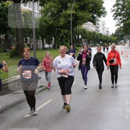 14.06.2026 - REWE Women's Run Jannik Wohlers http://msf.ph/oto/9815384 14.06.2026 10:44:10 Laufen 0706, 5628 meine-sportfotos.de