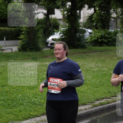 14.06.2026 - REWE Women's Run Jannik Wohlers http://msf.ph/oto/9815417 14.06.2026 10:44:21 Laufen 5622, 577 meine-sportfotos.de