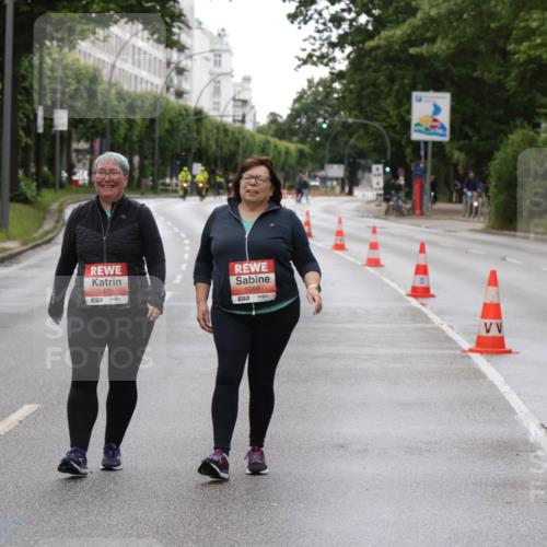 14.06.2026 - REWE Women's Run Jannik Wohlers http://msf.ph/oto/9815440 14.06.2026 10:44:47 Laufen 5479, 5997, 57 meine-sportfotos.de