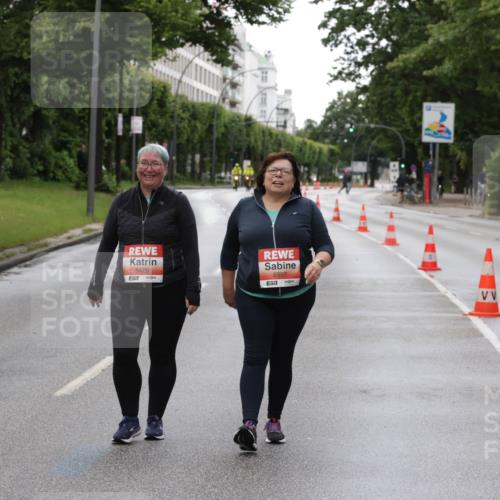14.06.2026 - REWE Women's Run Jannik Wohlers http://msf.ph/oto/9815446 14.06.2026 10:44:47 Laufen 5479, 7, 5997, 7 meine-sportfotos.de