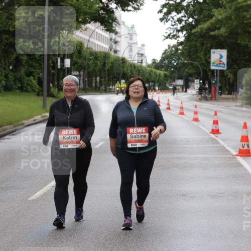 14.06.2026 - REWE Women's Run Jannik Wohlers http://msf.ph/oto/9815449 14.06.2026 10:44:48 Laufen 7, 5479, 5997, 57 meine-sportfotos.de