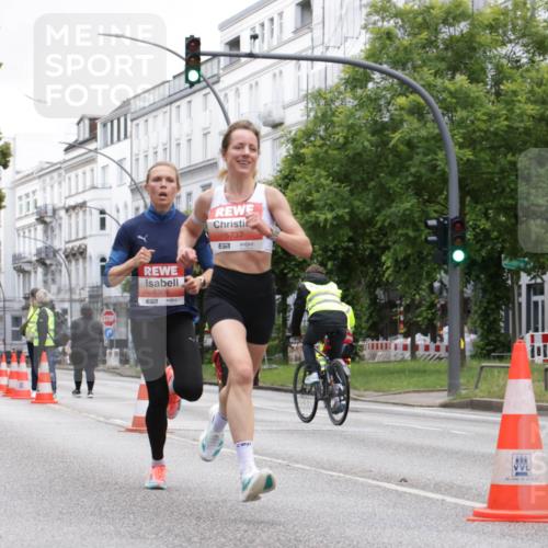 14.06.2026 - REWE Women's Run Jannik Wohlers http://msf.ph/oto/9815504 14.06.2026 10:46:43 Laufen 5906, 57, 5737, 517, 040, 66, 93, 02, 22, 02, 04, 04, 10 meine-sportfotos.de