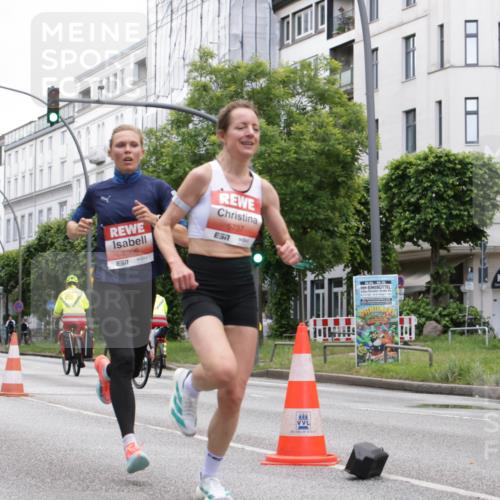 14.06.2026 - REWE Women's Run Jannik Wohlers http://msf.ph/oto/9815514 14.06.2026 10:46:44 Laufen 5906, 5737, 57, 1040, 66, 9302, 27, 02, 04, 04, 10 meine-sportfotos.de