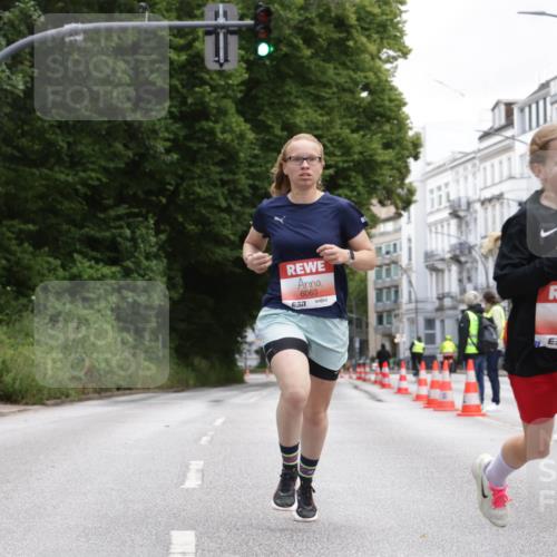14.06.2026 - REWE Women's Run Jannik Wohlers http://msf.ph/oto/9815550 14.06.2026 10:47:22 Laufen 6063, 657, 5504, 1 meine-sportfotos.de