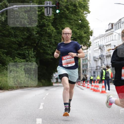 14.06.2026 - REWE Women's Run Jannik Wohlers http://msf.ph/oto/9815551 14.06.2026 10:47:22 Laufen 6063, 31, 5504, 7, 1 meine-sportfotos.de