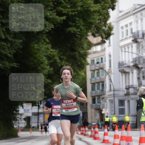 14.06.2026 - REWE Women's Run Jannik Wohlers http://msf.ph/oto/9815571 14.06.2026 10:47:46 Laufen 7, 5024, 7 meine-sportfotos.de