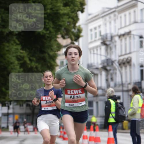 14.06.2026 - REWE Women's Run Jannik Wohlers http://msf.ph/oto/9815575 14.06.2026 10:47:48 Laufen 5386, 7, 5024, 7 meine-sportfotos.de