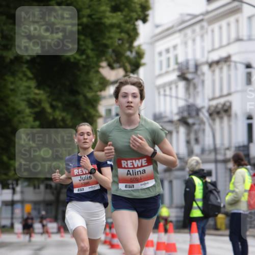 14.06.2026 - REWE Women's Run Jannik Wohlers http://msf.ph/oto/9815576 14.06.2026 10:47:48 Laufen 5386, 57, 5024, 57 meine-sportfotos.de