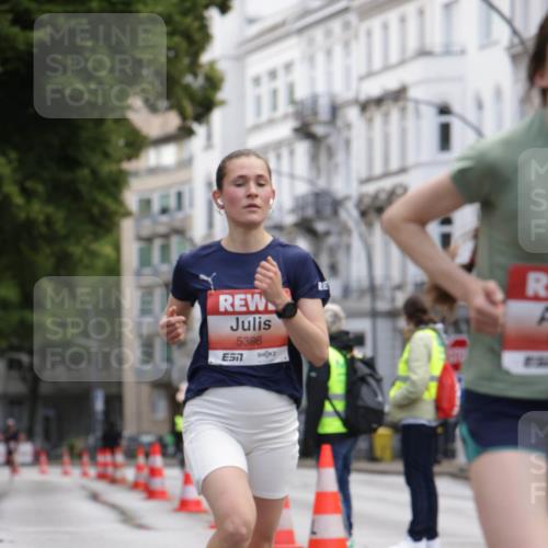14.06.2026 - REWE Women's Run Jannik Wohlers http://msf.ph/oto/9815586 14.06.2026 10:47:49 Laufen 5386 meine-sportfotos.de