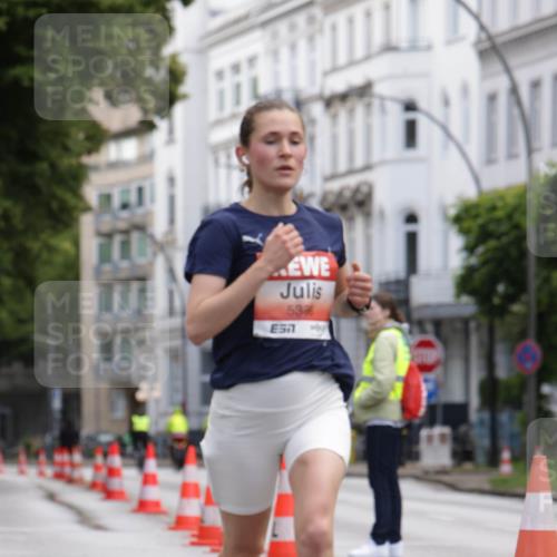 14.06.2026 - REWE Women's Run Jannik Wohlers http://msf.ph/oto/9815593 14.06.2026 10:47:49 Laufen 53 meine-sportfotos.de