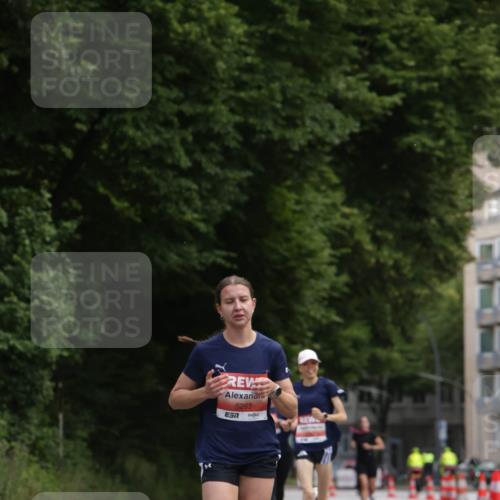 14.06.2026 - REWE Women's Run Jannik Wohlers http://msf.ph/oto/9815607 14.06.2026 10:48:09 Laufen 5263, 7 meine-sportfotos.de