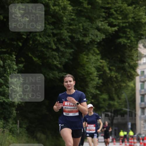 14.06.2026 - REWE Women's Run Jannik Wohlers http://msf.ph/oto/9815609 14.06.2026 10:48:10 Laufen 5263, 7 meine-sportfotos.de