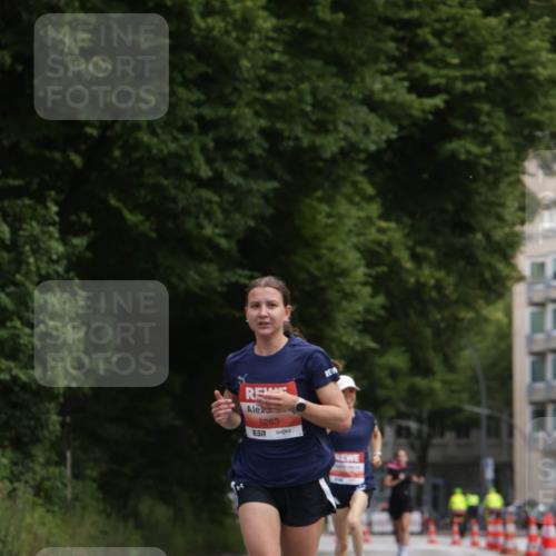 14.06.2026 - REWE Women's Run Jannik Wohlers http://msf.ph/oto/9815612 14.06.2026 10:48:10 Laufen 5263, 57 meine-sportfotos.de