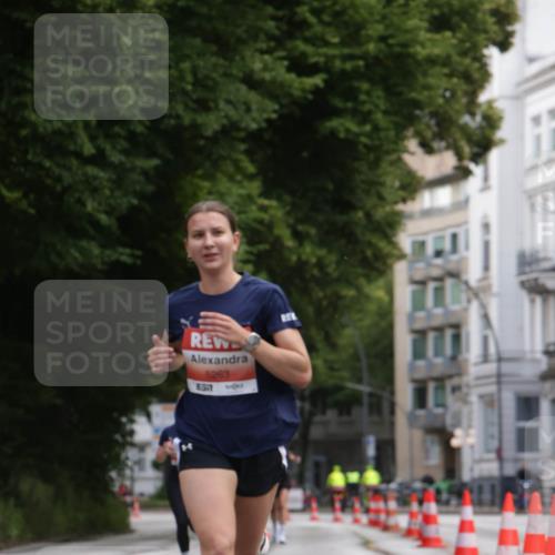 14.06.2026 - REWE Women's Run Jannik Wohlers http://msf.ph/oto/9815625 14.06.2026 10:48:10 Laufen 5263, 1511 meine-sportfotos.de
