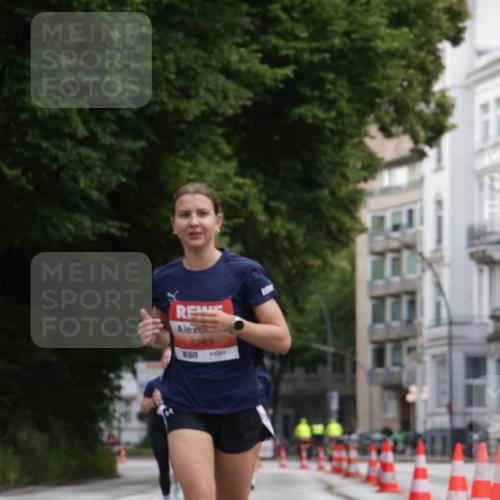 14.06.2026 - REWE Women's Run Jannik Wohlers http://msf.ph/oto/9815626 14.06.2026 10:48:10 Laufen 5263, 1511 meine-sportfotos.de