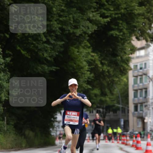 14.06.2026 - REWE Women's Run Jannik Wohlers http://msf.ph/oto/9815632 14.06.2026 10:48:12 Laufen 5007, 57, 707 meine-sportfotos.de