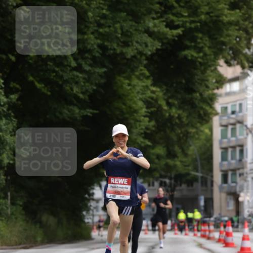 14.06.2026 - REWE Women's Run Jannik Wohlers http://msf.ph/oto/9815633 14.06.2026 10:48:12 Laufen 5007, 700, 717 meine-sportfotos.de