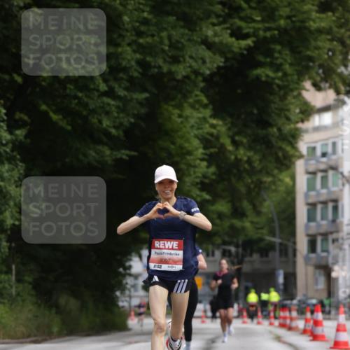 14.06.2026 - REWE Women's Run Jannik Wohlers http://msf.ph/oto/9815635 14.06.2026 10:48:12 Laufen 5007, 51 meine-sportfotos.de