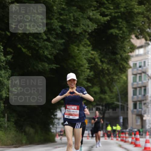 14.06.2026 - REWE Women's Run Jannik Wohlers http://msf.ph/oto/9815636 14.06.2026 10:48:12 Laufen 5007, 51 meine-sportfotos.de