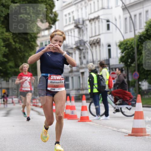 14.06.2026 - REWE Women's Run Jannik Wohlers http://msf.ph/oto/9815692 14.06.2026 10:48:47 Laufen 5093 meine-sportfotos.de