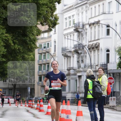 14.06.2026 - REWE Women's Run Jannik Wohlers http://msf.ph/oto/9815740 14.06.2026 10:48:55 Laufen 6051 meine-sportfotos.de