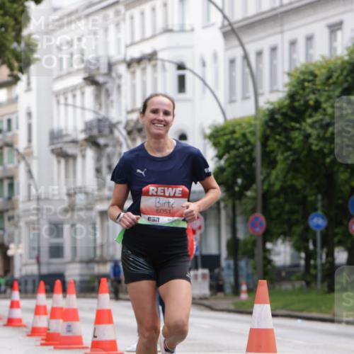 14.06.2026 - REWE Women's Run Jannik Wohlers http://msf.ph/oto/9815754 14.06.2026 10:48:57 Laufen 6051, 7, 01 meine-sportfotos.de