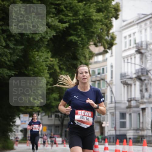 14.06.2026 - REWE Women's Run Jannik Wohlers http://msf.ph/oto/9815789 14.06.2026 10:49:14 Laufen 5682, 657 meine-sportfotos.de