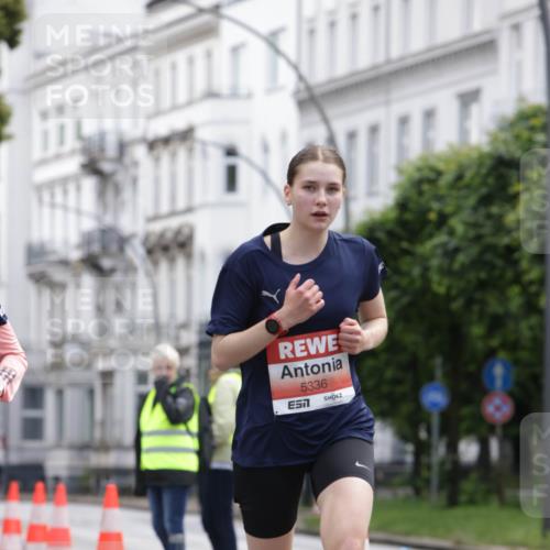 14.06.2026 - REWE Women's Run Jannik Wohlers http://msf.ph/oto/9815804 14.06.2026 10:49:22 Laufen 5336, 7 meine-sportfotos.de
