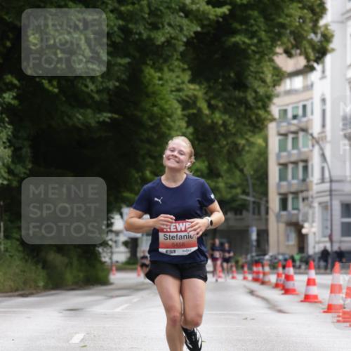 14.06.2026 - REWE Women's Run Jannik Wohlers http://msf.ph/oto/9815816 14.06.2026 10:49:25 Laufen 5458 meine-sportfotos.de