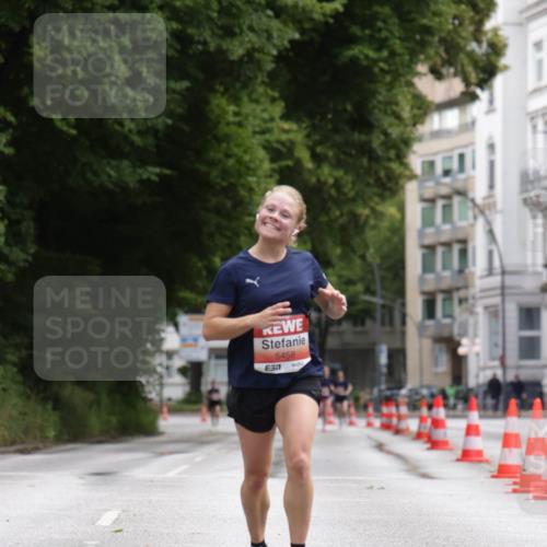 14.06.2026 - REWE Women's Run Jannik Wohlers http://msf.ph/oto/9815818 14.06.2026 10:49:25 Laufen 5458, 7 meine-sportfotos.de