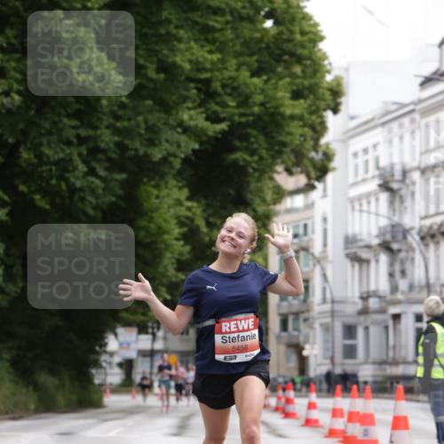 14.06.2026 - REWE Women's Run Jannik Wohlers http://msf.ph/oto/9815823 14.06.2026 10:49:26 Laufen 5458 meine-sportfotos.de