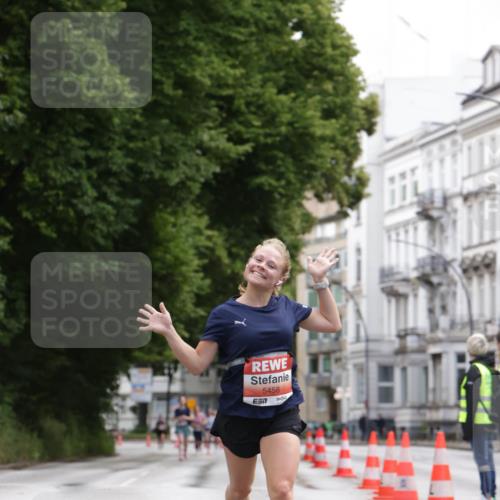 14.06.2026 - REWE Women's Run Jannik Wohlers http://msf.ph/oto/9815824 14.06.2026 10:49:26 Laufen 7, 5458 meine-sportfotos.de