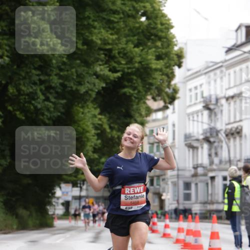 14.06.2026 - REWE Women's Run Jannik Wohlers http://msf.ph/oto/9815826 14.06.2026 10:49:26 Laufen 5458 meine-sportfotos.de