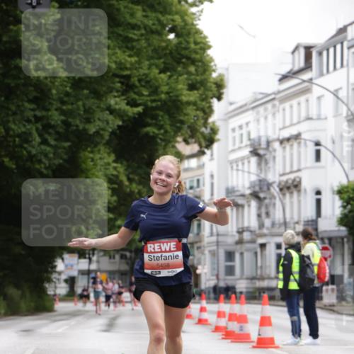 14.06.2026 - REWE Women's Run Jannik Wohlers http://msf.ph/oto/9815830 14.06.2026 10:49:26 Laufen 5458 meine-sportfotos.de
