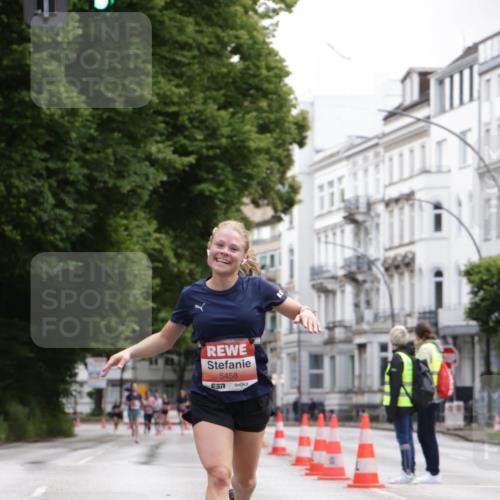 14.06.2026 - REWE Women's Run Jannik Wohlers http://msf.ph/oto/9815831 14.06.2026 10:49:26 Laufen 5458 meine-sportfotos.de