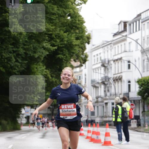 14.06.2026 - REWE Women's Run Jannik Wohlers http://msf.ph/oto/9815832 14.06.2026 10:49:27 Laufen 5458 meine-sportfotos.de